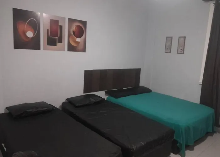 Kitnet 4 Guarujá  Apartamento